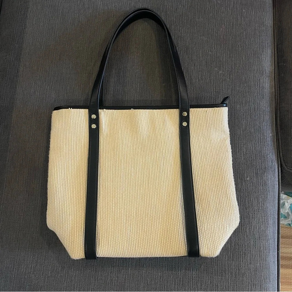 House of Harlow 1960 Aritzia Lined Straw Zippered Tote - Picture 1 of 9